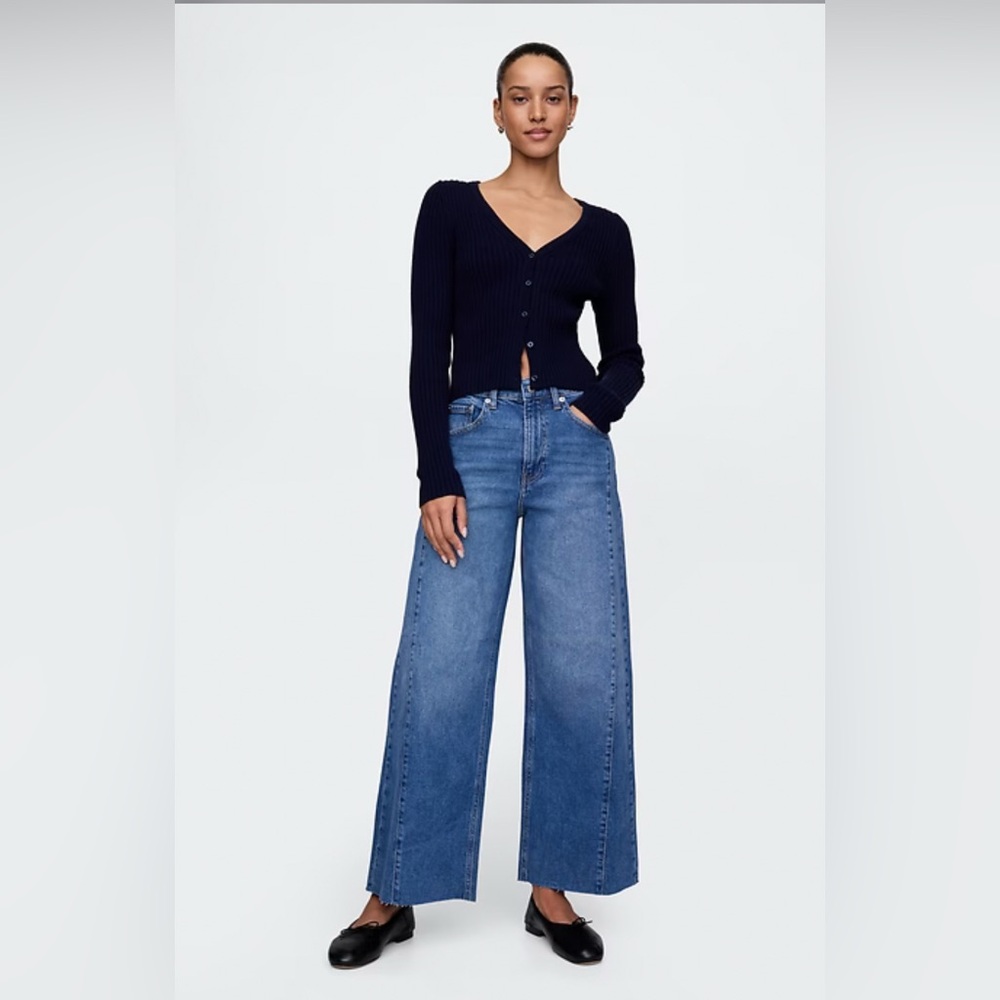 GAP High Rise Stride Wide-Leg Ankle Jeans